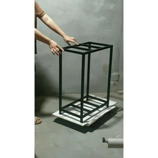 Dài 60 rộng 30 cao 70cm chân hồ cá, giá kệ sắt
