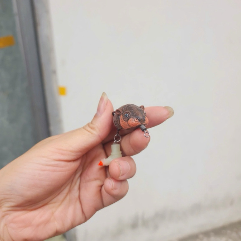 Nhái hơi Hunter Hà Mã lưỡi BKK dài 4cm nặng 7g gjah999