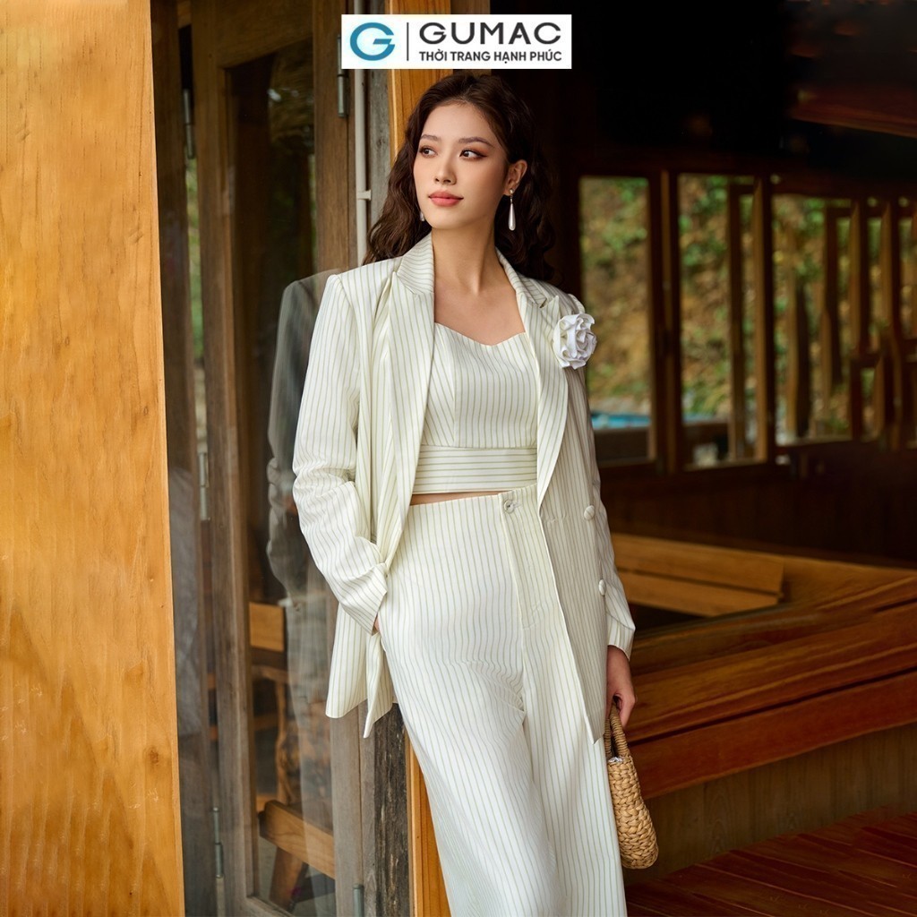 Set Áo Blazer Nữ GUMAC Form Suông Sọc Kèm Hoa OWE04056 - Quần Culotte Lưng Liền Thanh Lịch QE04053