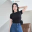Áo thun nữ form ôm GUMAC có nhún sườn chất thun tổ ông co giãn mềm mịn thoáng mát ATE04009