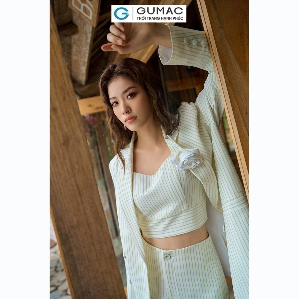 Set Áo Blazer Nữ GUMAC Form Suông Sọc Kèm Hoa OWE04056 - Quần Culotte Lưng Liền Thanh Lịch QE04053