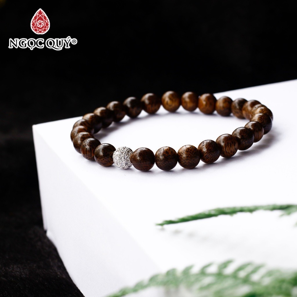 Ảnh Vòng tay Trầm Hương phối charm hợp kim đính đá, hạt trầm tốc - Ngọc Quý 3