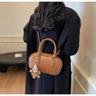 Túi xách nữ đeo chéo túi cầm tay thiết kế dáng bầu tặng kèm móc gấu cute da mềm ARM Liistore K256