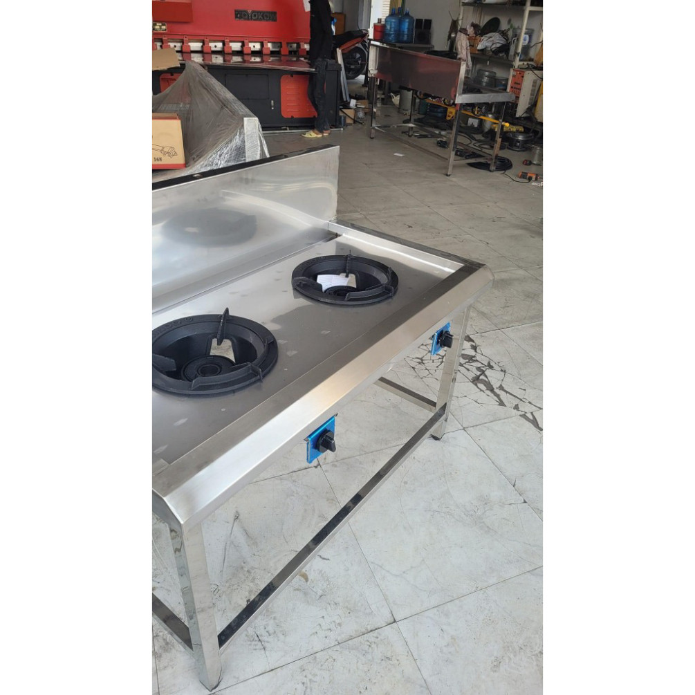 Bàn bếp gas công nghiệp 2 họng cho nhà hàng, quán ăn bằng inox chịu nhiệt cao không han gỉ