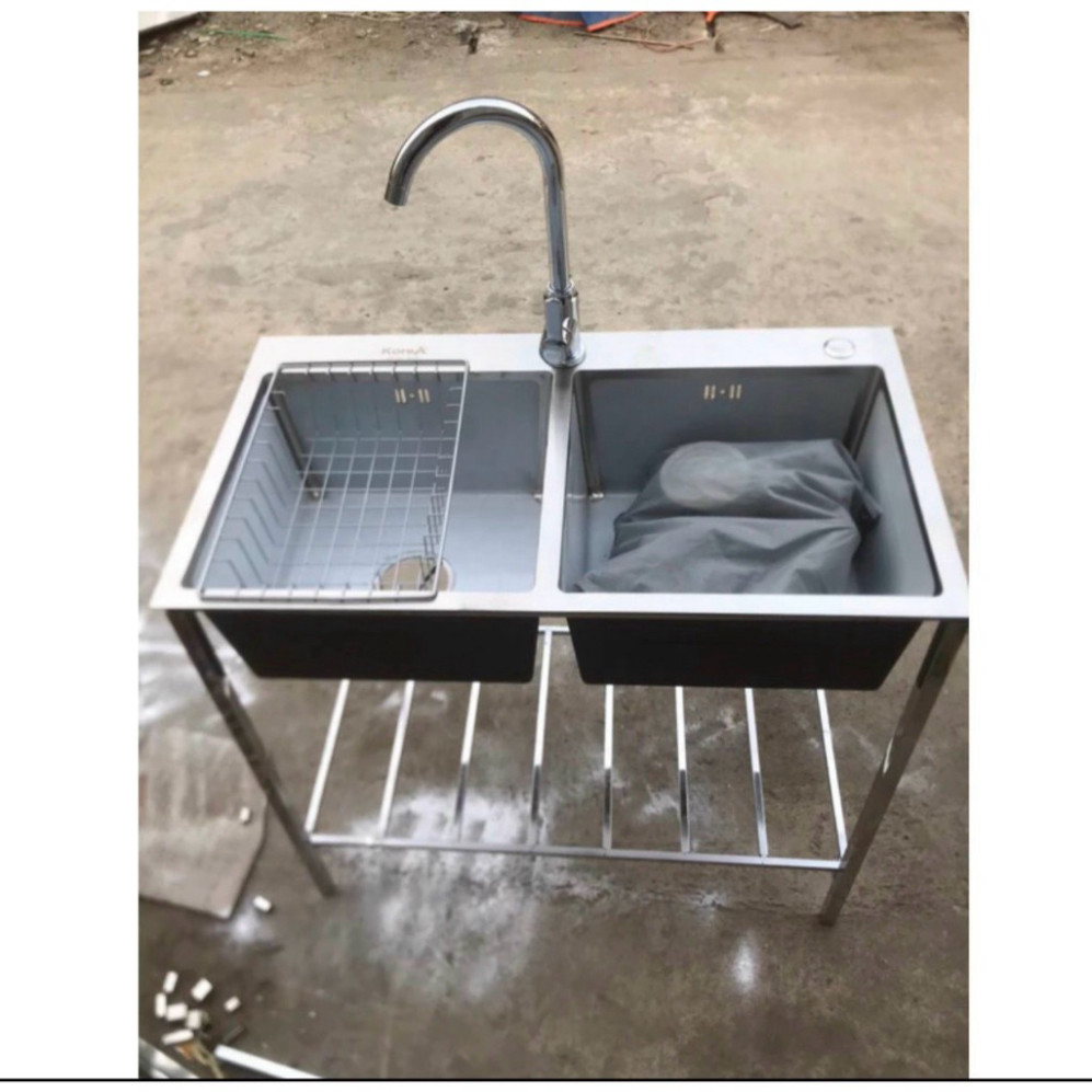 Chậu rửa chén bát 2 ngăn inox 304 đúc nguyên khối 2 tầng kèm vòi rửa và rổ đa năng