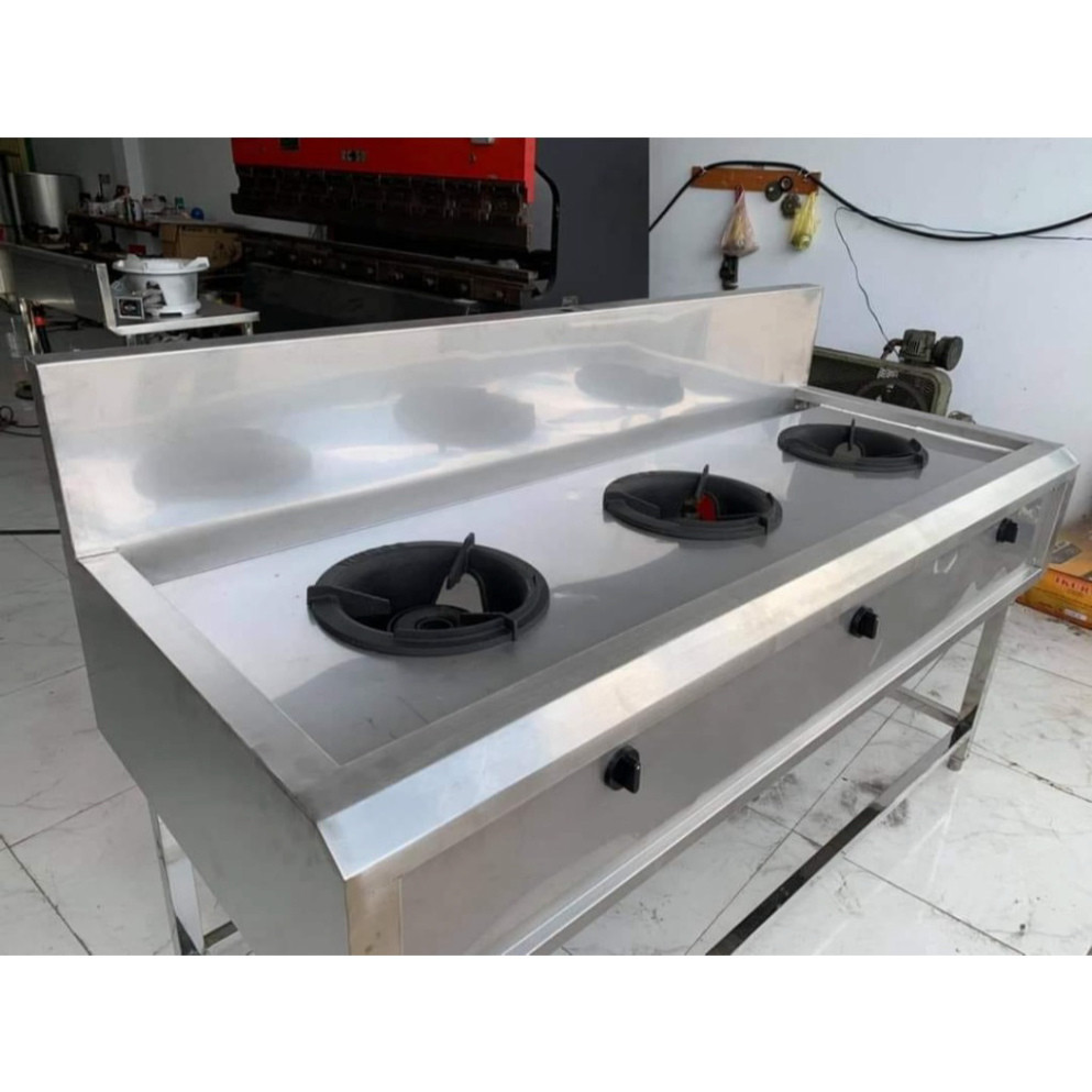 Bàn bếp ga công nghiệp 3 họng cỡ lớn cho nhà hàng, quán cơm, bếp ăn bằng inox bền đẹp