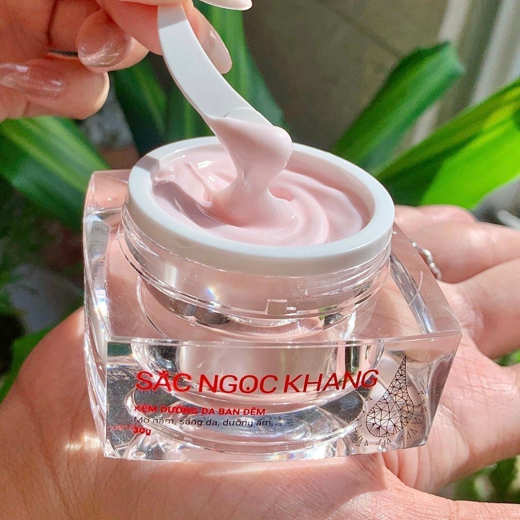 Ảnh Combo Sắc Ngọc Khang 3 Món Mờ Nám - Nâng Tông - Bảo Vệ Toàn Diện (Kem Ngày 30g + Kem Đêm 30g + Kem chống nắng 50g) 3