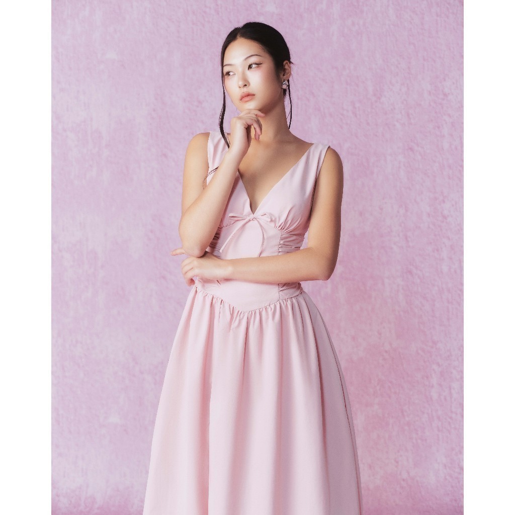 Ảnh RECHIC Đầm dài Kyomi cổ V sát nách dáng xòe chiết eo sang trọng 2