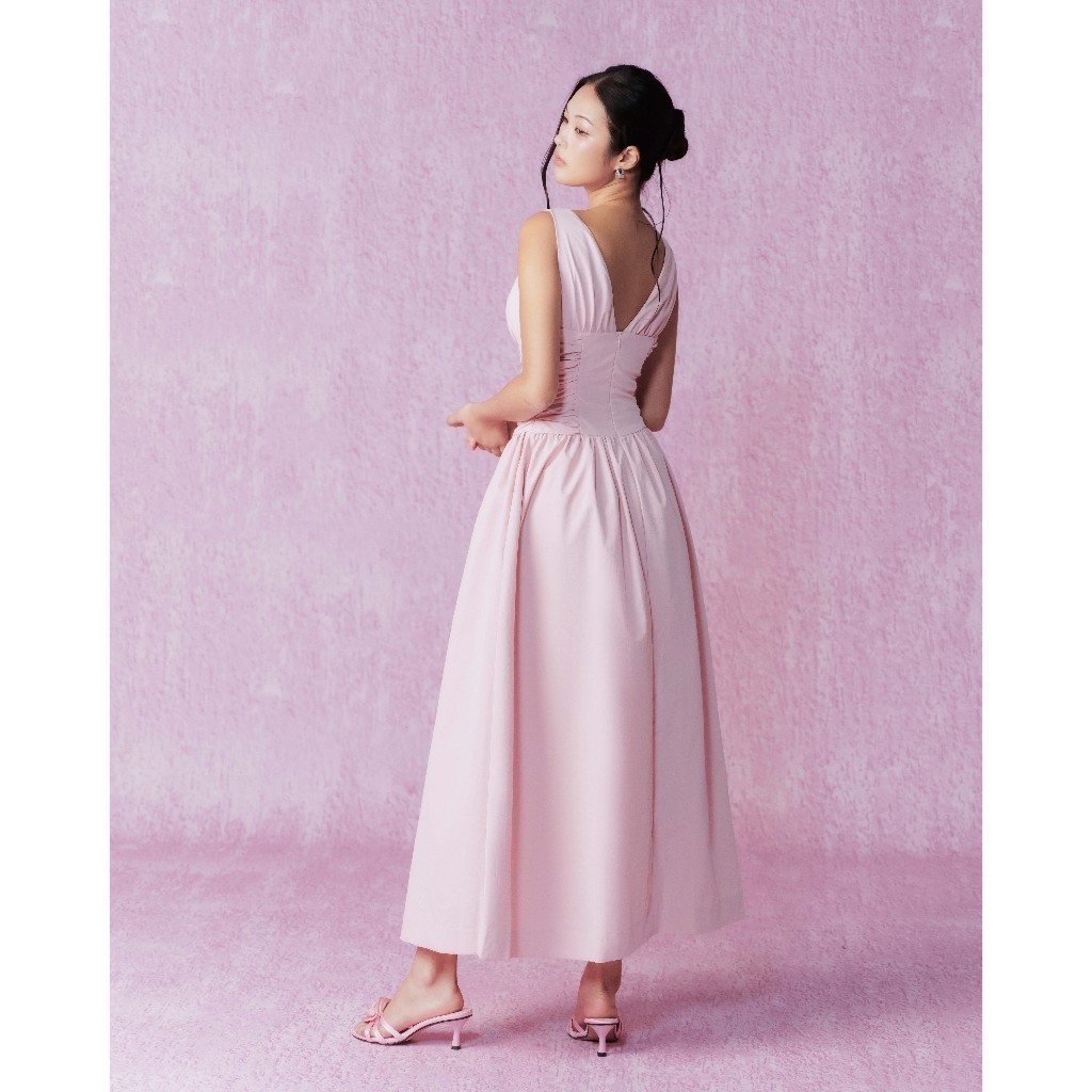 Ảnh RECHIC Đầm dài Kyomi cổ V sát nách dáng xòe chiết eo sang trọng 3