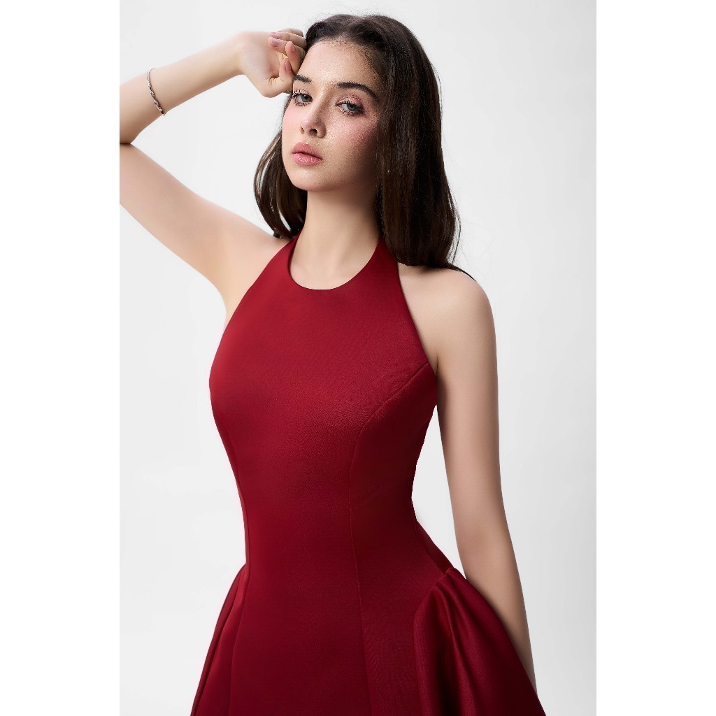 Ảnh RECHIC Đầm ngắn Larissa cổ yếm hở lưng tà xòe sang trọng cá tính 3