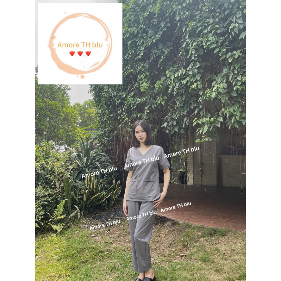 Bộ Scrubs - màu Xám vải Cotton Hàn.bác sĩ, blouse cổ tim, đồng phục điều dưỡng, spa, thẩm mỹ viện, dược sĩ. cao cấp