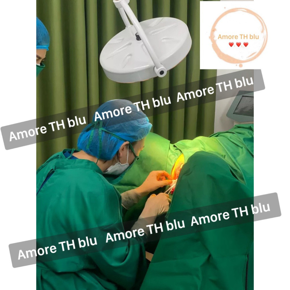 Áo choàng Mổ, Áo khoác phẫu thuật có khẩu trang dành cho bác sĩ Nam Nữ, viện thẩm mỹ màu xanh lá cây vải Kaki tiệt trùng