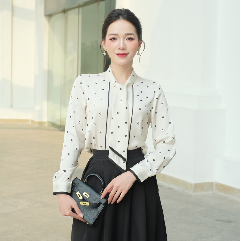 Ảnh Áo Sơ Mi Lụa Dáng Suông Áo Sơ Mi Công Sở Nữ Phối Nơ Thanh Lịch LAMER L61H25Q007 1