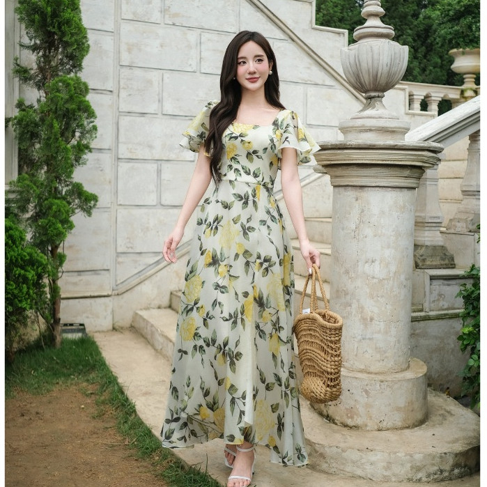Ảnh Đầm Maxi Roselle Cổ Vuông Tùng Xoè Xẻ Gối Đầm ĐI Biển Đi Tiệc SHE'S BACK S63L25H002 1