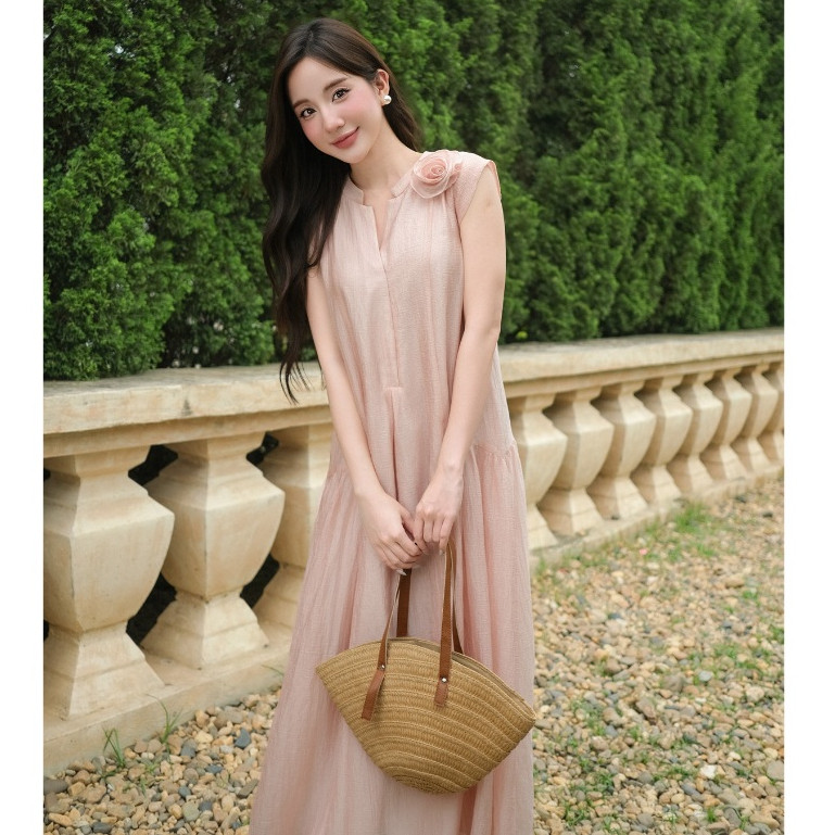 Ảnh Đầm Maxi Claire Dáng Suông Dài Cổ Tàu 2 Lớp Tơ VIEN TRAN VS63M25H020 2