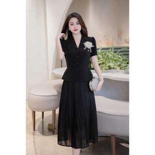 Đầm dạ hội dáng xòe phối Peplum cổ 2 ve đính hoa SHE'S BACK S63L24Q006