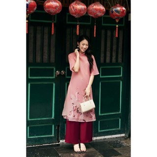 Áo dài cách tân hồng hạc SHE'S BACK S61A23Q005 (không kèm quần)