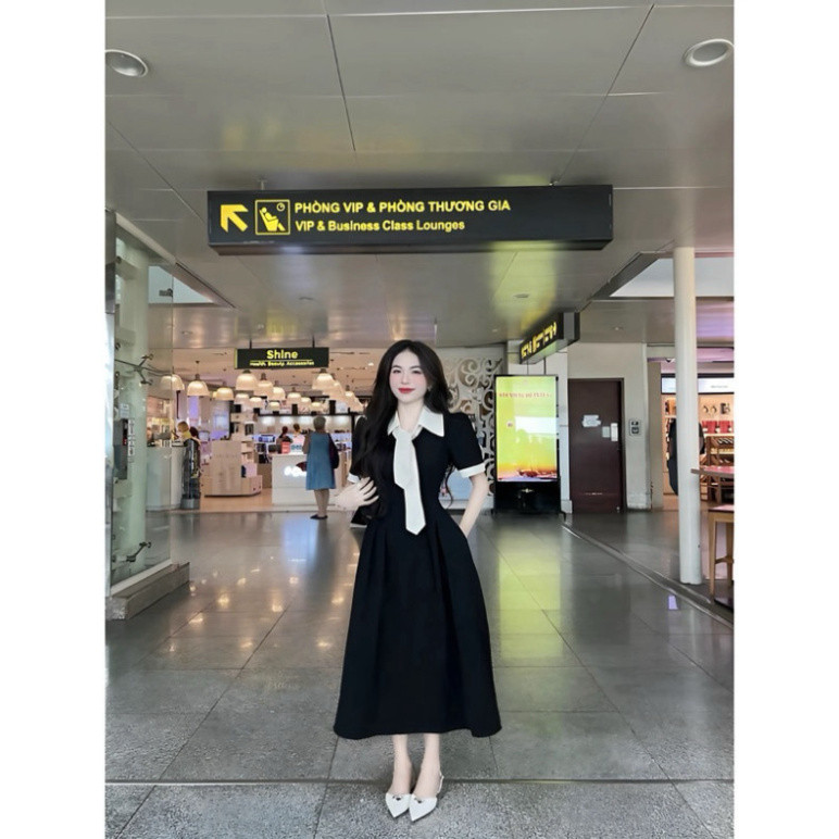 Đầm dài nữ phong cách trẻ trung, cổ sơ mi, tay ngắn phối nơ dễ thương, phù hợp đi chơi và dự tiệc. Mon Fashion