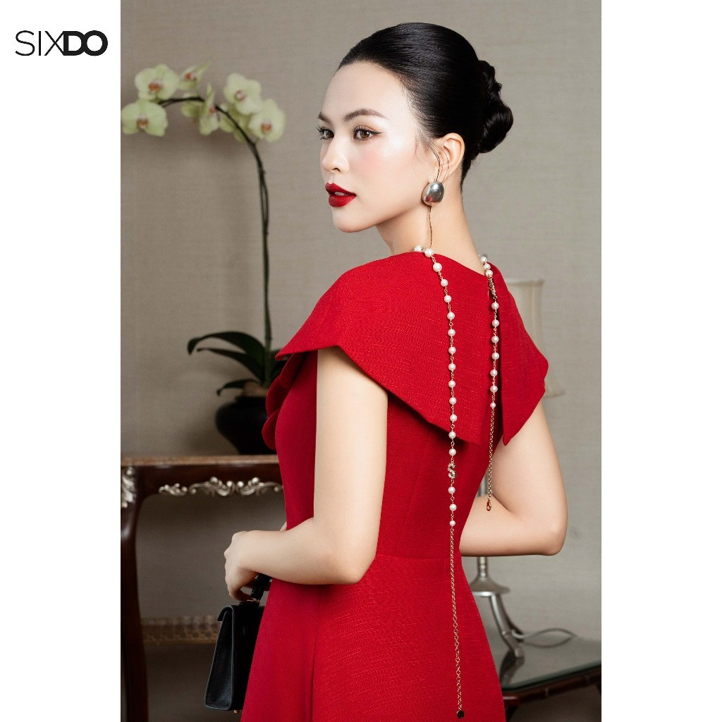 Ảnh Đầm đỏ xòe cổ tim phối hoa SIXDO (Red Woven Flared Dress With Flower) 3