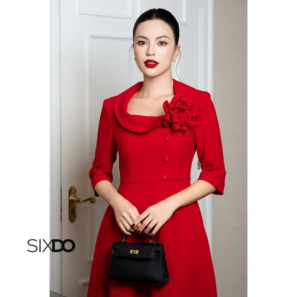 Ảnh Đầm woven đỏ dáng xòe phối hoa 3D SIXDO (Red Woven Flared Dress With Flower) 2