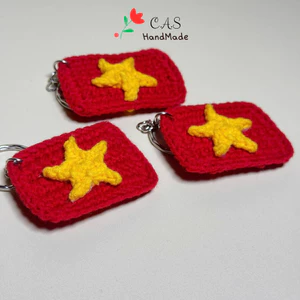 Móc khóa lá cờ Việt Nam 2 mặt sao bằng len handmade