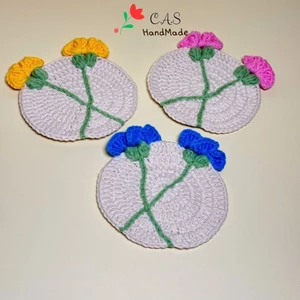 Lót ly nhành hoa cẩm chướng handmade bằng len thấm nước cute