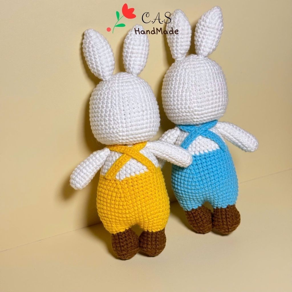 [Có sẵn] Thú bông mini thỏ yếm handmade len cotton milk 125g dễ thương, quà tặng cho bé
