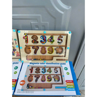 Bảng Gỗ Montessori Phân Biệt Màu Sắc Và Số Đếm Kèm Trò Chơi Mê Cung Nam Châm Hình Khủng Long Cho Bé - POPITOYS