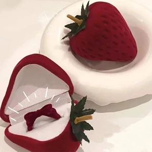 🌺xinyia🌺Hộp Đựng Nhẫn Hình Nơ Đỏ Dâu Tây Đáng Yêu Kiểu Hàn Quốc
