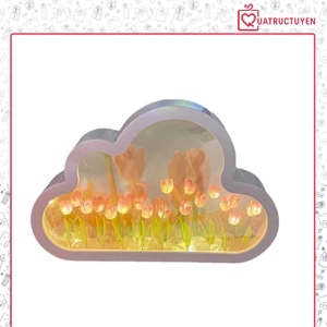 Gương để bàn kiêm đèn led vườn hoa Tulip DIY Cloud Tulip ( Mẫu đã được gắn sẵn hoa bên trong)