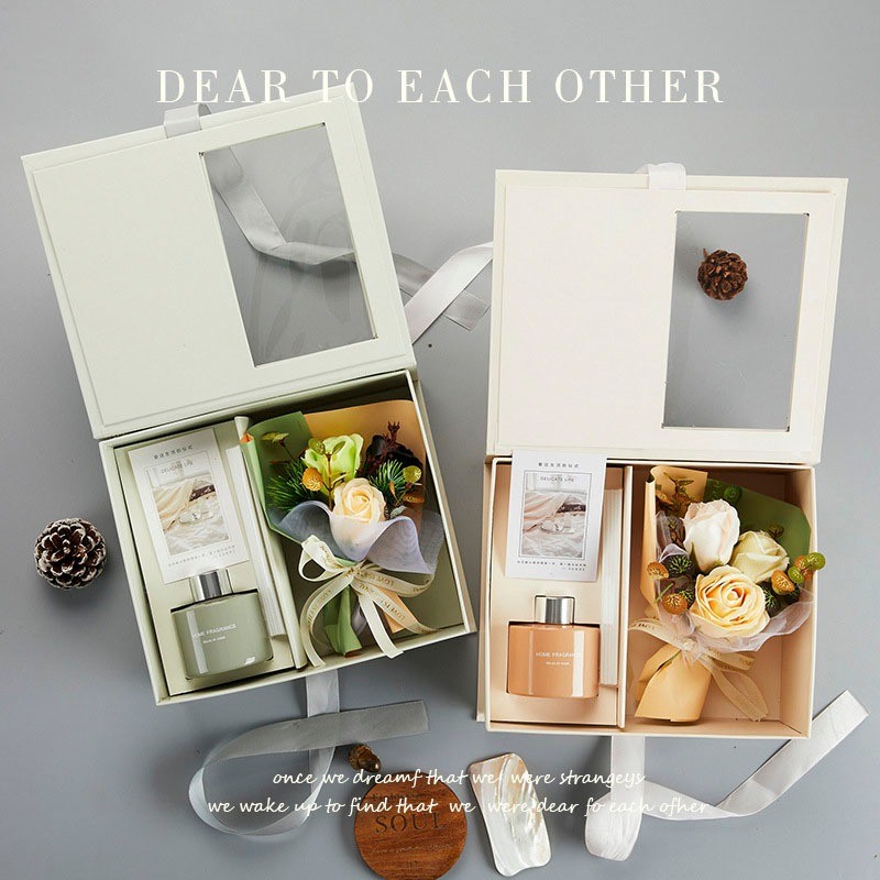 Set quà tặng Gracious Luv208 phụ nữ hoa sáp kèm tinh dầu  tặng bạn gái, người yêu kèm túi quà