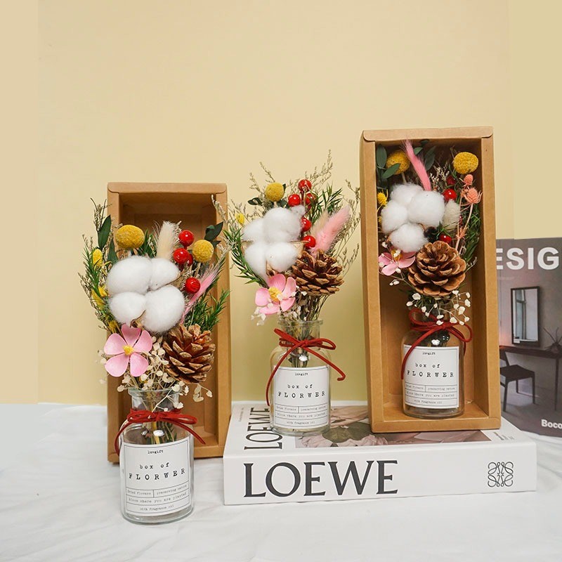 Hộp quà tặng Bình hoa khô kèm tinh dầu Glorious Box, Bình hoa bông tinh dầu thơm Noel độc đáo