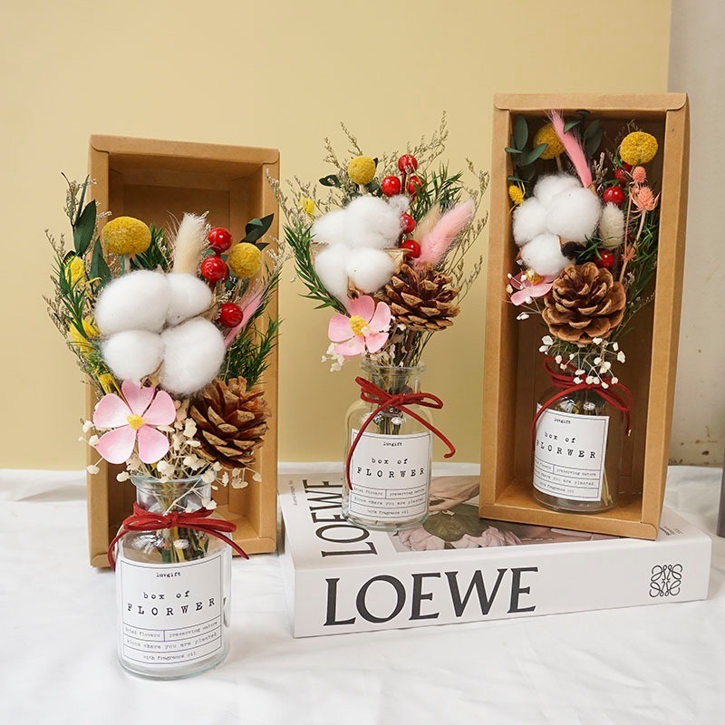 Hộp quà tặng Bình hoa khô kèm tinh dầu Glorious Box, Bình hoa bông tinh dầu thơm Noel độc đáo