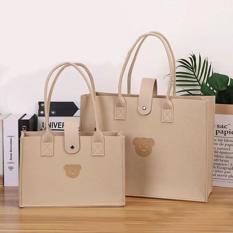 Túi vải quai xách hình Gấu T02 dễ thương, 1 ngăn có khuy bấm thời trang xách đi học, đi chơi du lịch