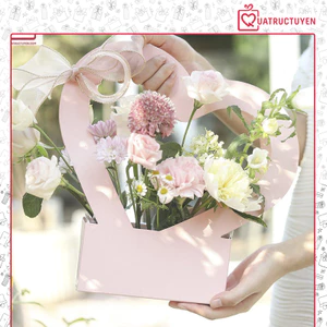 Hộp đựng hoa hình trái tim H25 Giỏ cắm hoa quai xách tặng người yêu, bạn gái - dịp Sinh nhật, cưới