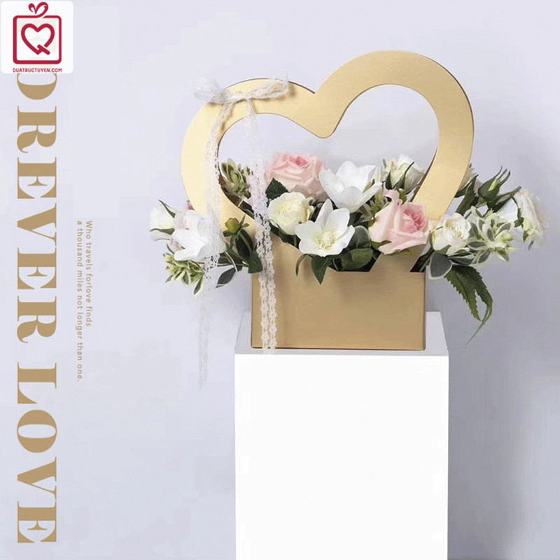 Hộp đựng hoa hình trái tim H25 Giỏ cắm hoa quai xách tặng người yêu, bạn gái - dịp Sinh nhật, cưới