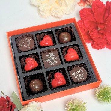 Socola Valentine 14/2 hộp 9 viên SO09 - scl nghệ thuật quà tặng bạn gái người yêu chocolate bonbon