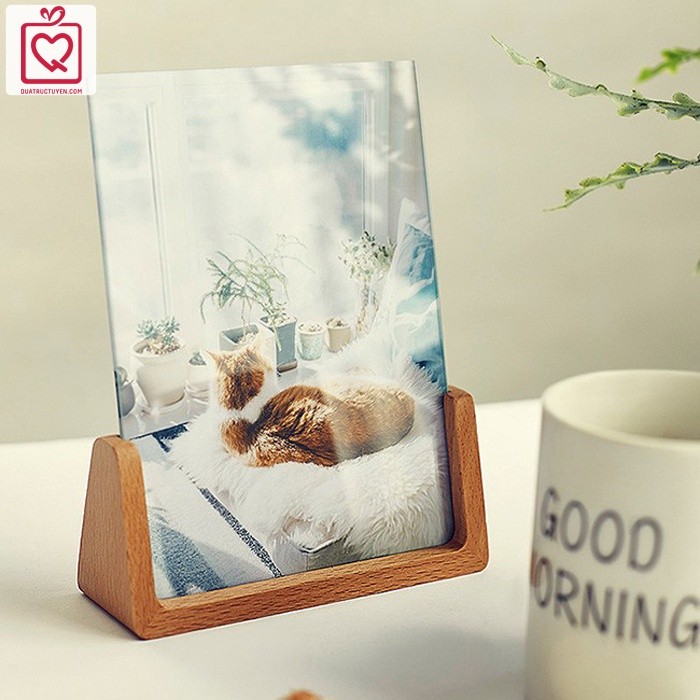 Khung ảnh gỗ óc chó nâu 7 inch để bàn hình chữ U dáng đứng/ ngang mặt kính mica