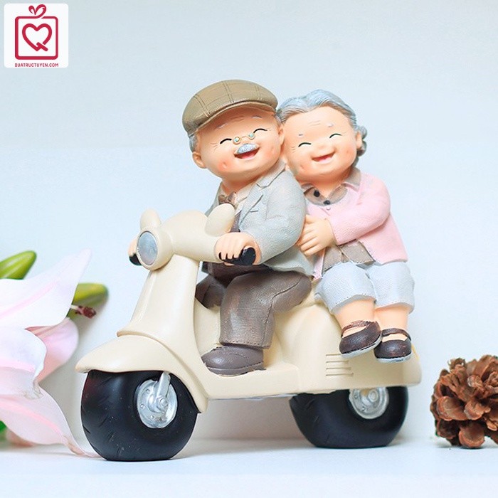 Mô hình tượng Ông Bà mẫu mới - quà tặng bạn gái, người yêu ý nghĩa