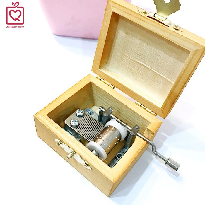 Hộp nhạc gỗ quay tay kiểu cổ điển - quà lưu niệm tặng sinh nhật bạn trai, bạn gái, người yêu ý nghĩa