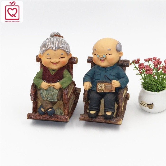 Mô hình tượng ông bà anh 7 kiểu Yêu thương hạnh phúc