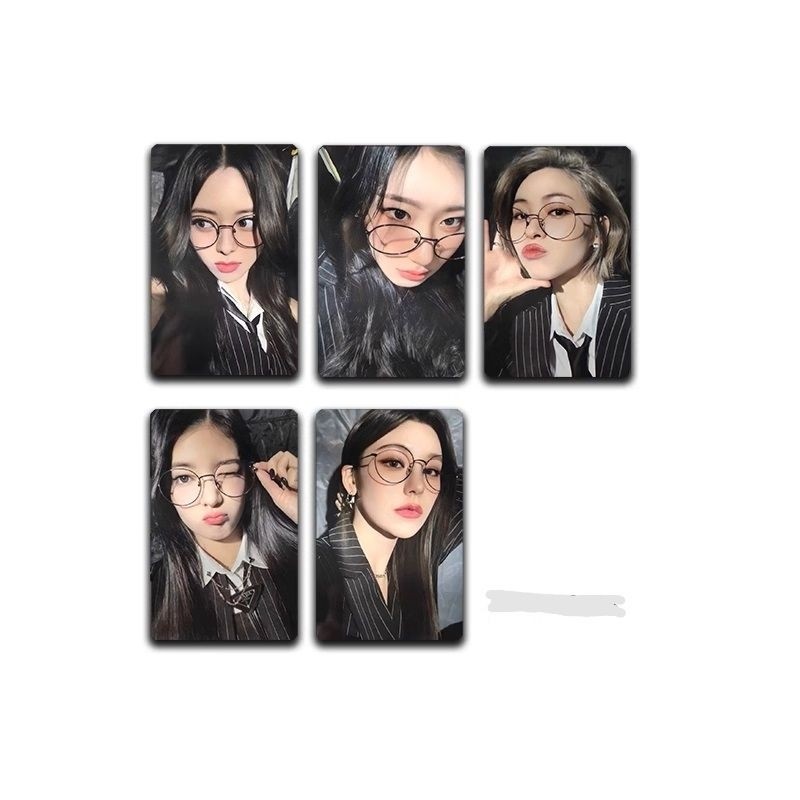 Mua 2 giảm 30k, mua 3 tặng 1] Set card chữ kí ITZY Yeji, Lia
