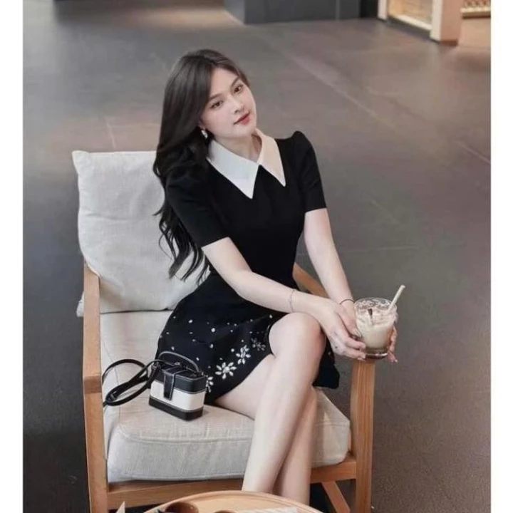 Váy Nữ Sang Chảnh, Váy Nữ Thiết Kế, Váy Ngắn Cổ Sơ Mi Đính Hoa Cườm Chiết Eo Chân Xòe HNS Ms64