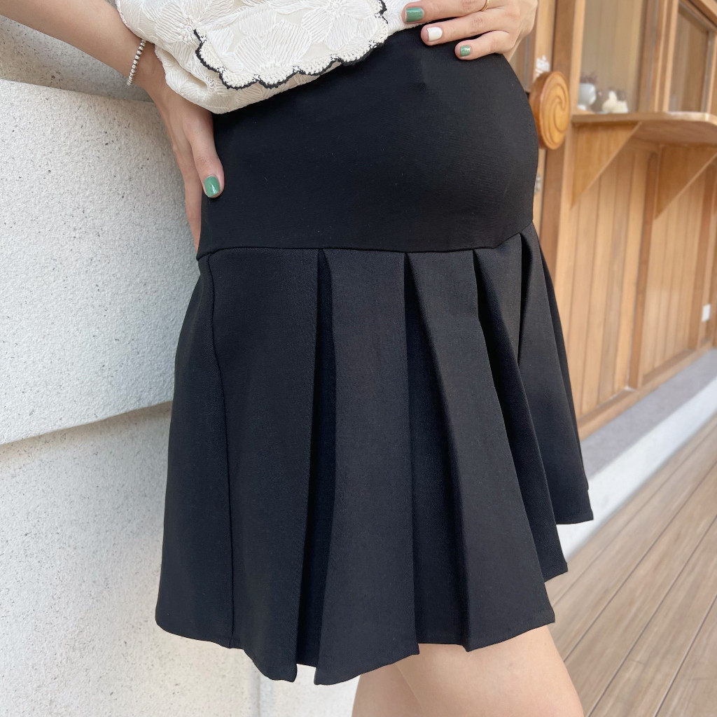 Chân váy bầu xếp ly Tennis Skirt may sẵn quần đùi mặc trong váy dành cho mẹ bầu trẻ trung cá tính by L'amme