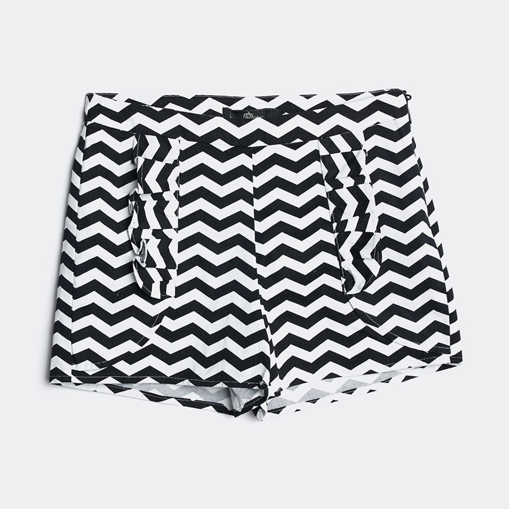 Quần Short Nữ Cotton Kẻ sọc N&M Thương Hiệu NINOMAXX 1807128