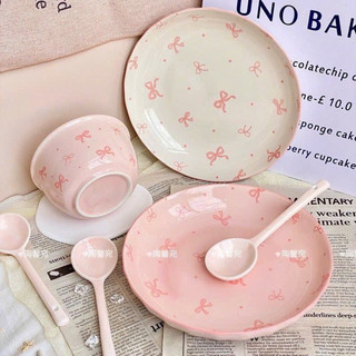 Set Bát Đĩa Tròn Hình Nơ Hồng Kèm Thìa Và Đũa 🌸🌸🌸