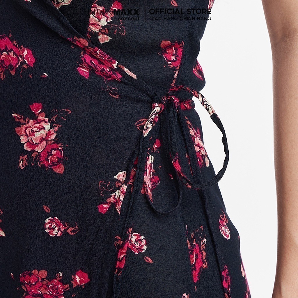 [CÒN SIZE S] Đầm Nữ Sát Nách Hoa Đỏ Cột Dây Năng Động Thương Hiệu NINOMAXX 1911045