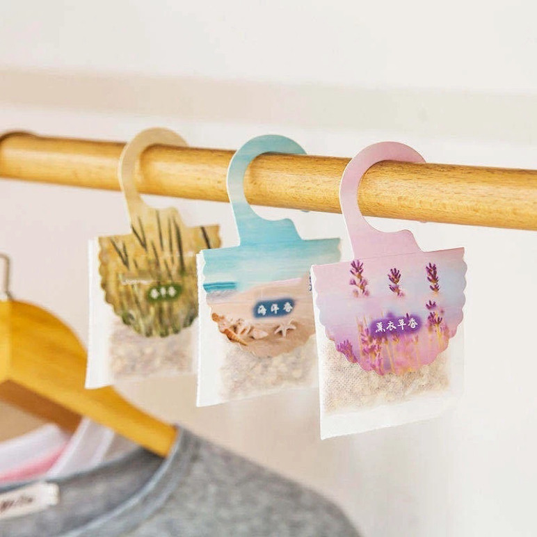 COmbo 2 Túi Thơm Thảo Mộc Tinh Dầu Tự Nhiên Treo Phòng, Tủ Quần Áo, Xe Hơi Có Móc Treo