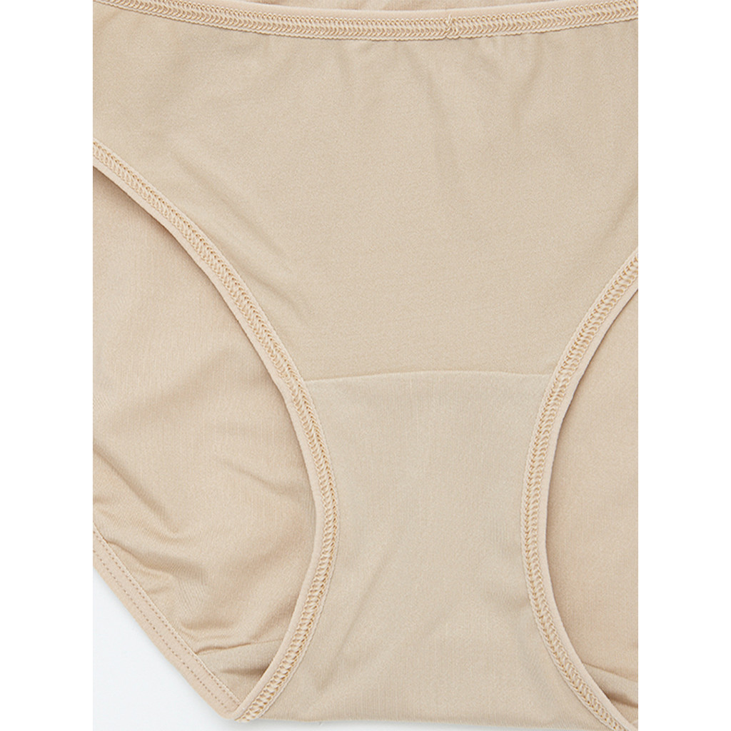 Mô tả Quần Lót Lưng Vừa Cạp Ngắn Màu Trơn Panty Zone By Sabina SUZM2111 - 9