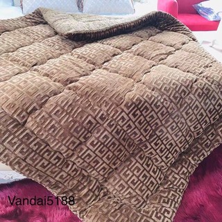 Chăn Lông Cừu Chữ Vạn Dày 3 Lớp 2,7kg 2m3x2m lông mềm mịn (shop mới bán lấy tương tác)